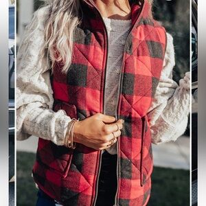 NWT Becool Soft Red and Black Buffalo Plaid Cozy Vest